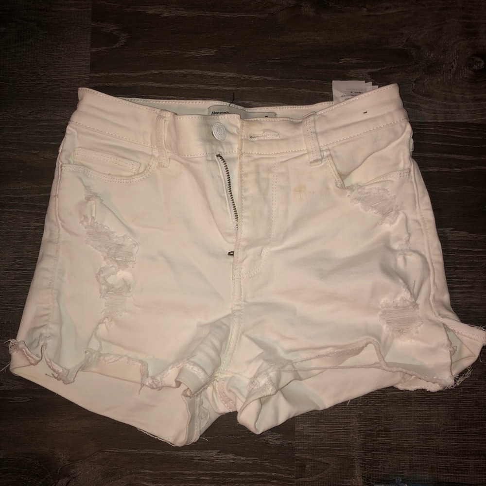 White high waisted Abercrombie jean shorts